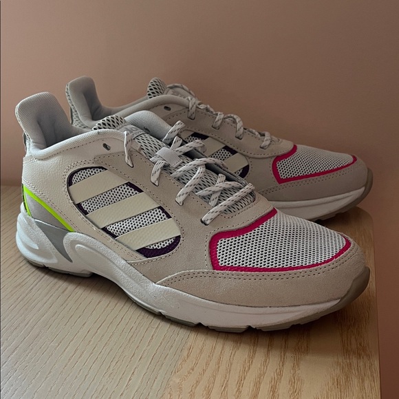 adidas Shoes - NWOB ADIDAS 90s Valasion White Grey Women's Sneaker Athletic Running Shoe Sz 9.5